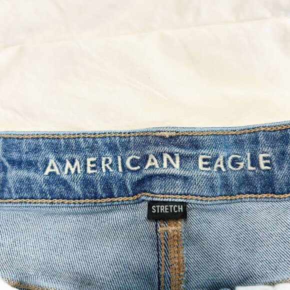 American Eagle Stretch Denim Cutoff Shorts Women’s Size 2 EUC Raw Hem Mid Rise - Picture 3 of 3